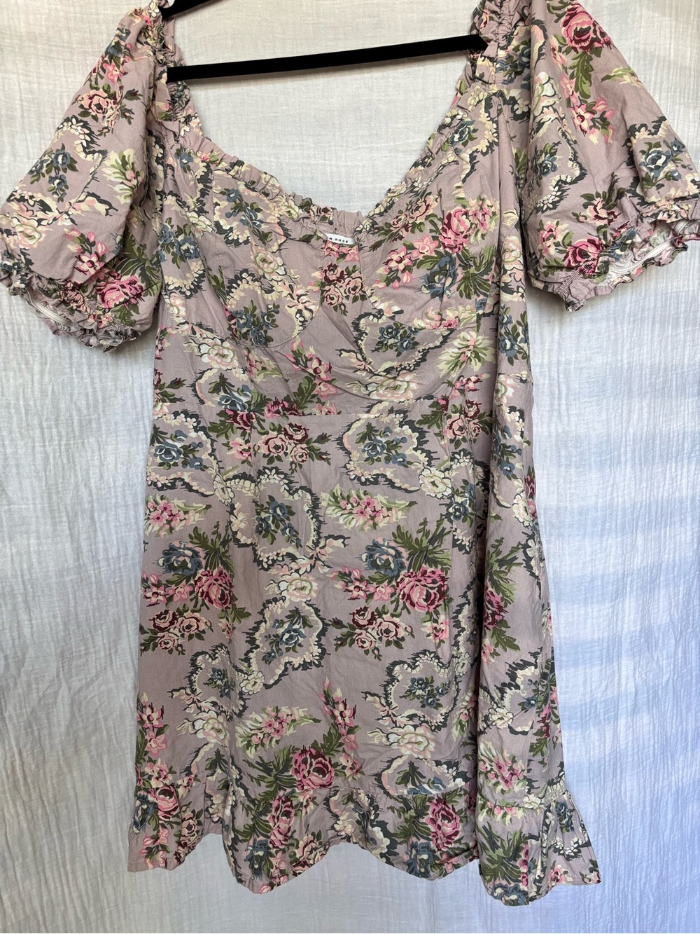 Floral Puff-Sleeve Midi Dress in Mauve Pink